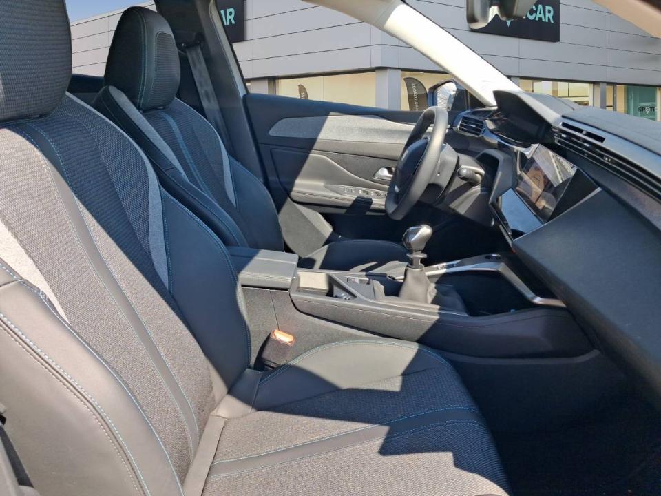 Peugeot 308 5P Allure Gasolina 130 S&S MAN