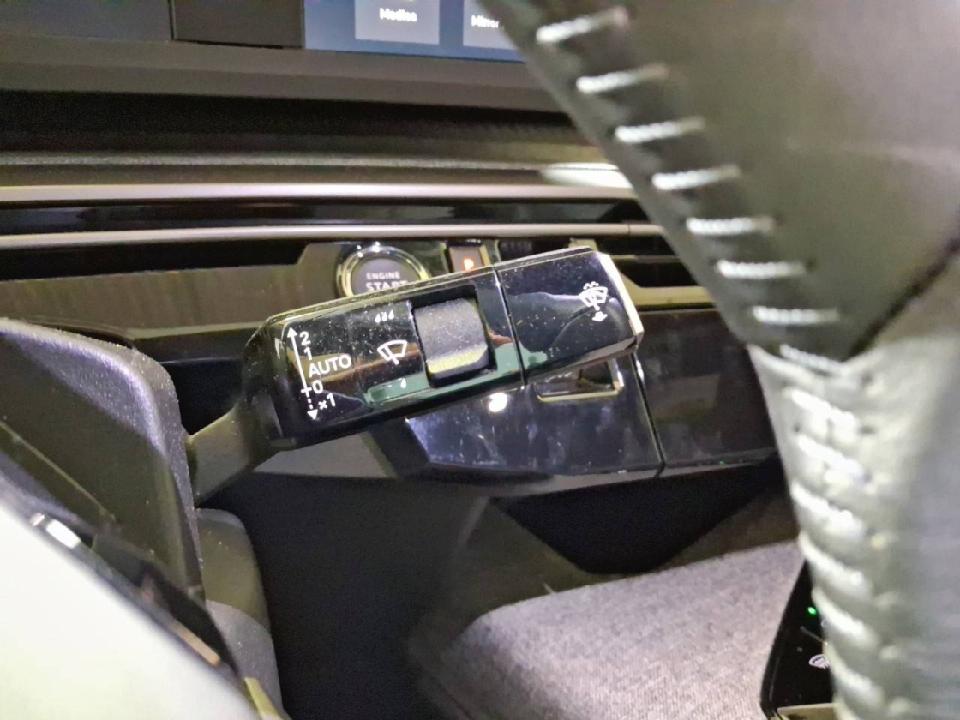 Peugeot 3008 Hybrid 1.2 100KW Allure eDCS6