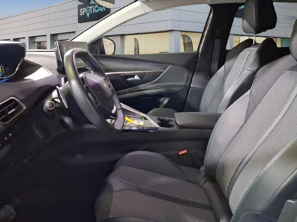 Peugeot 3008 Hybrid 225 e-EAT8 Allure