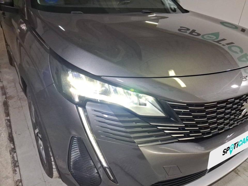 Peugeot 3008 Hybrid 225 e-EAT8 Allure