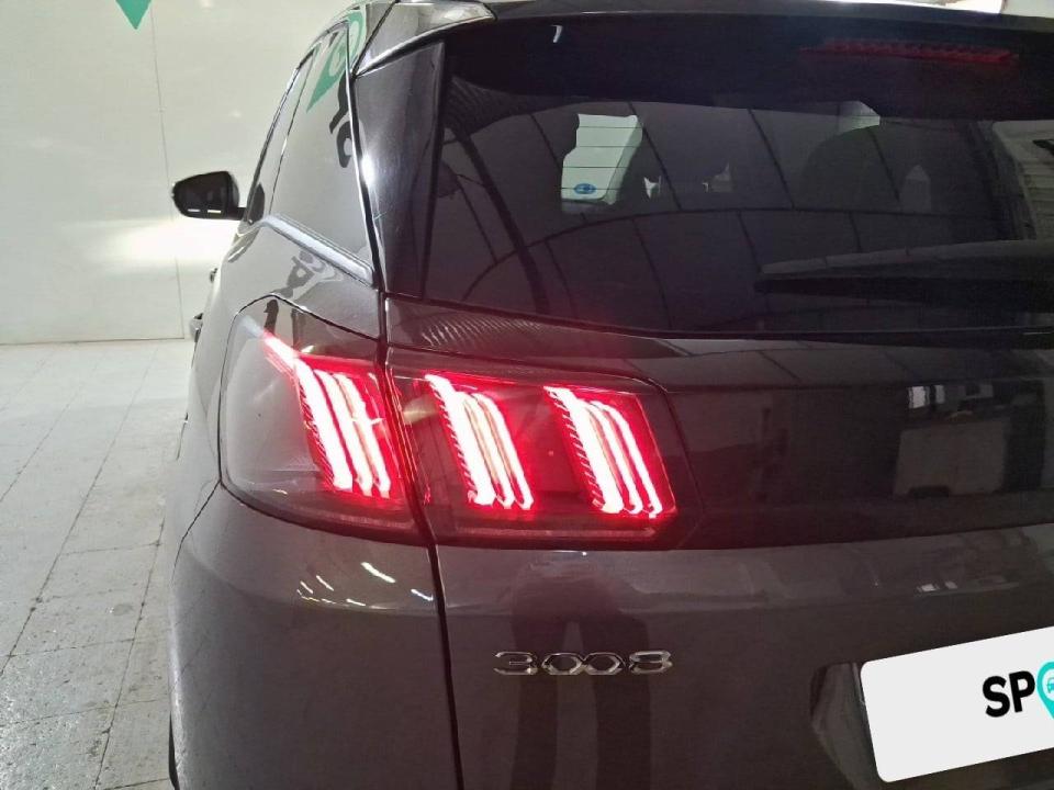 Peugeot 3008 Hybrid 225 e-EAT8 Allure