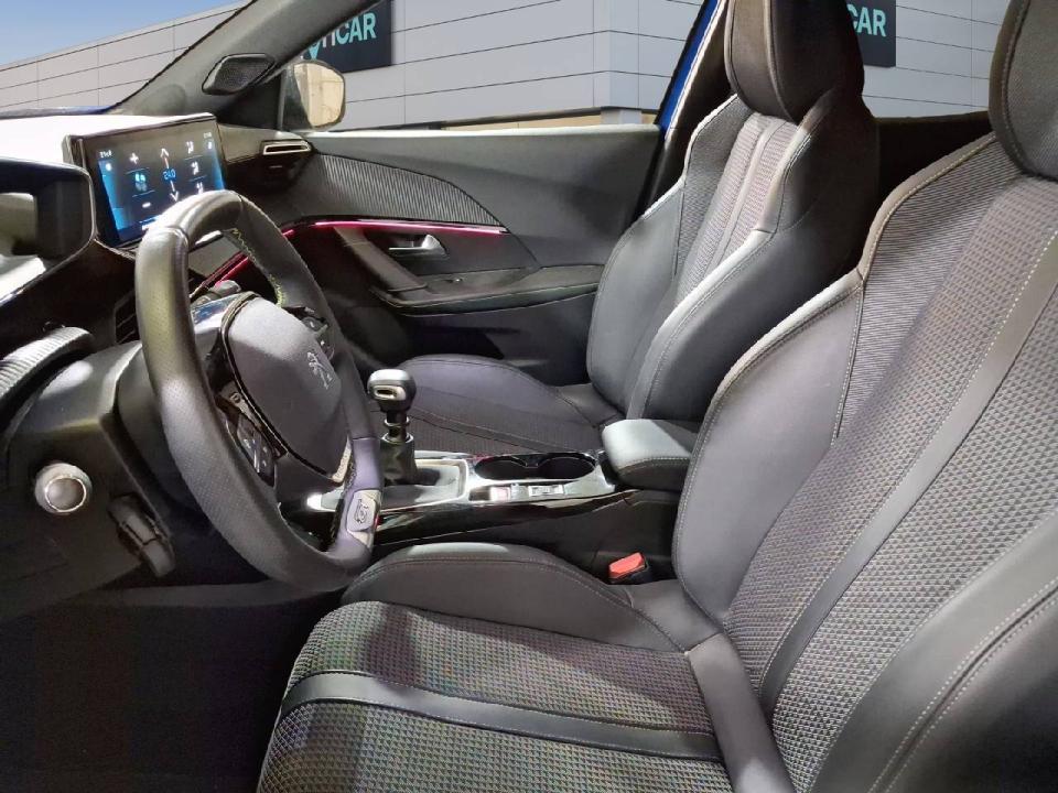 Peugeot 2008 GT Puretech 130 S&S BVM6