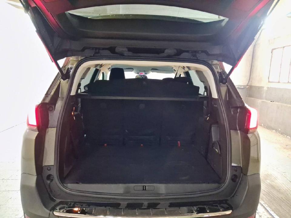 Peugeot 5008 Allure 1.2L PureTech 96kW (130CV) EAT8