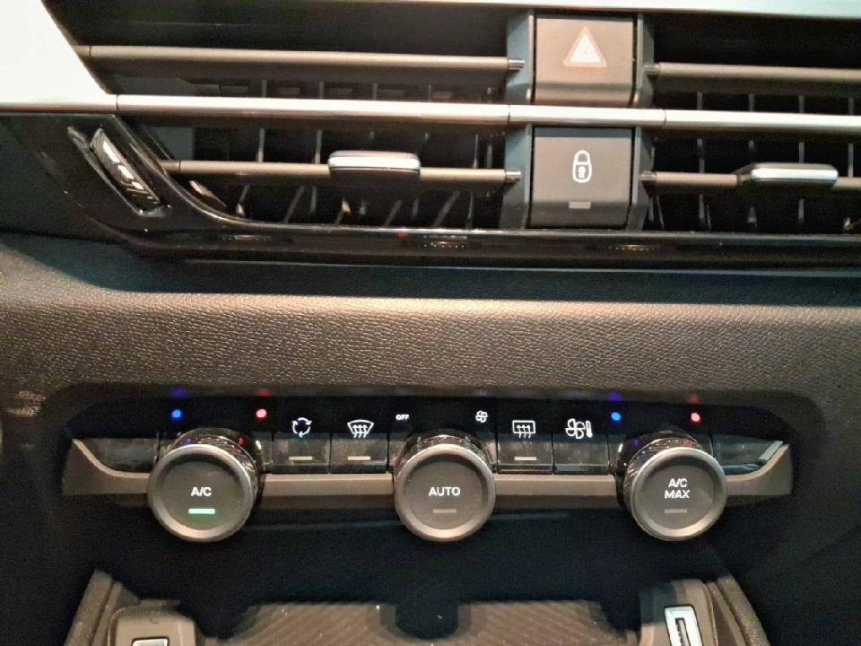 Citroen C4 Hybrid 145 ë-DCS6 Plus