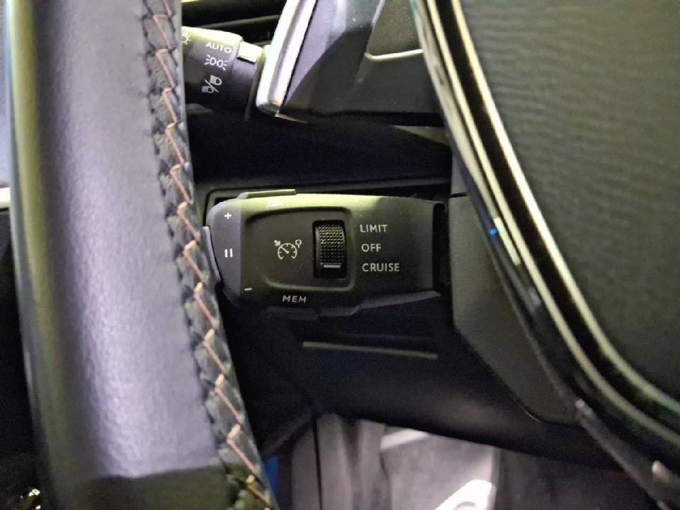 Peugeot 3008 Hybrid 225 e-EAT8 GT Pack