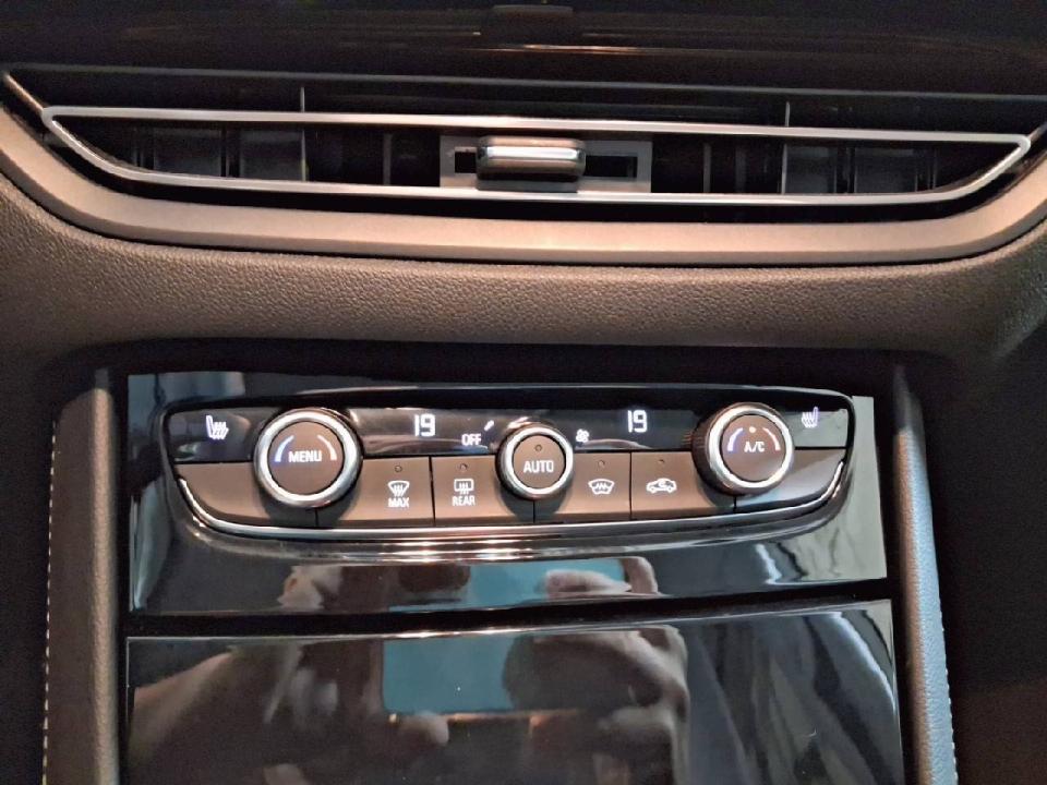 Opel Grandland X 1.2T XHT Hybrid eDCT6 S/S GS