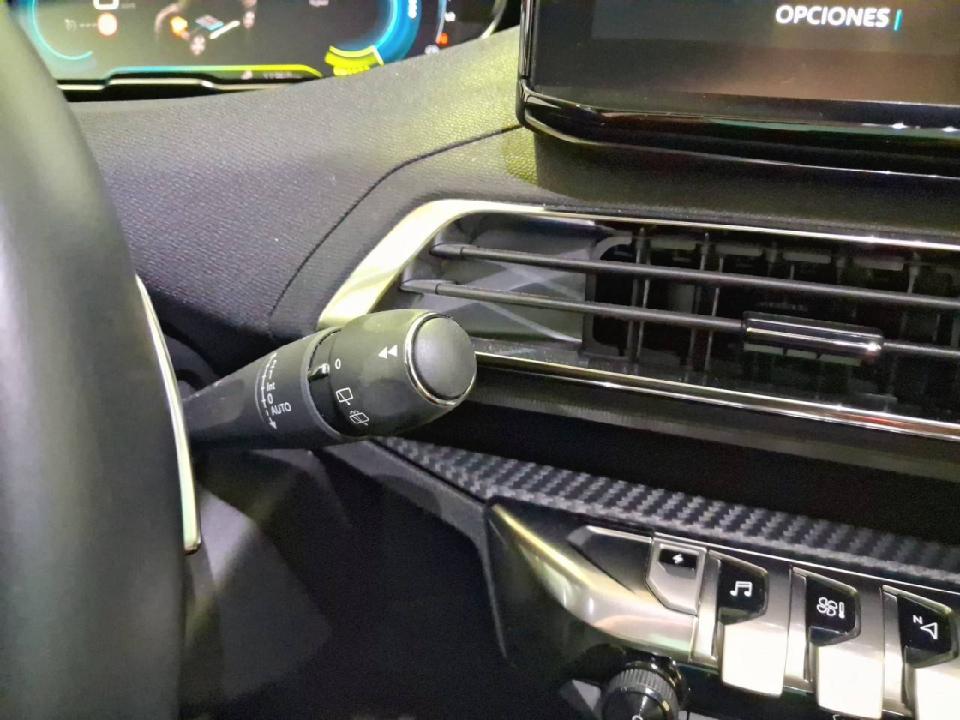 Peugeot 3008 Hybrid 225 e-EAT8 Allure