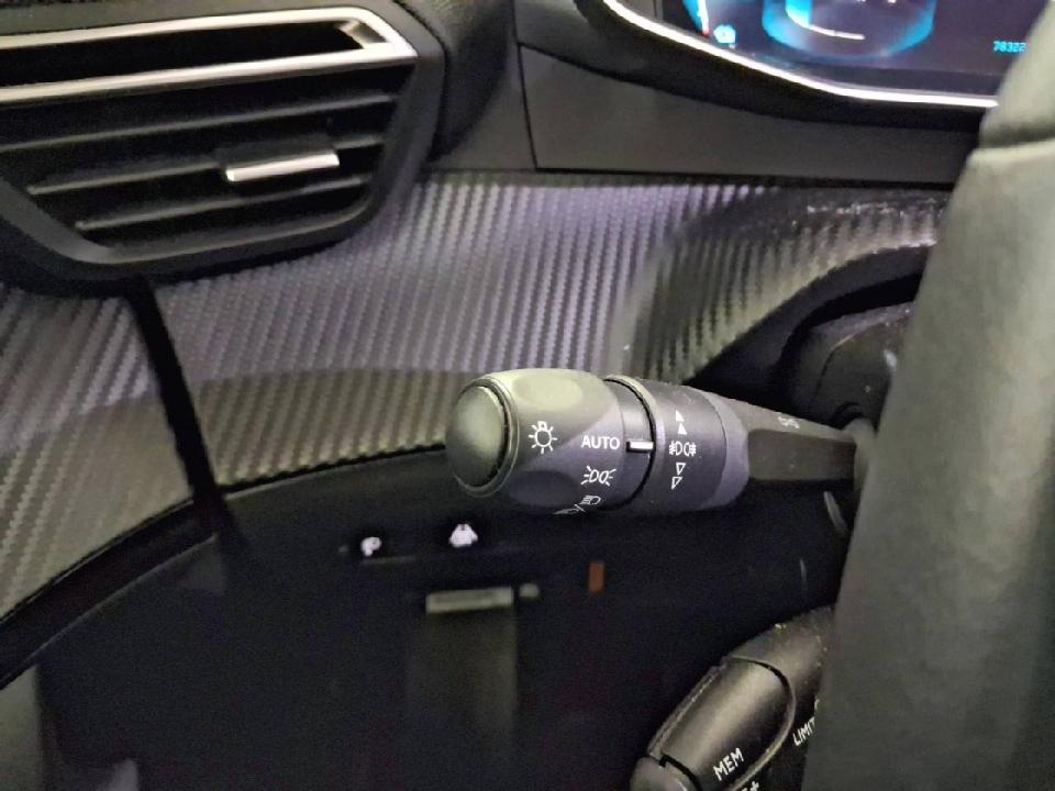 Peugeot e-2008 Eléctrico Allure Pack