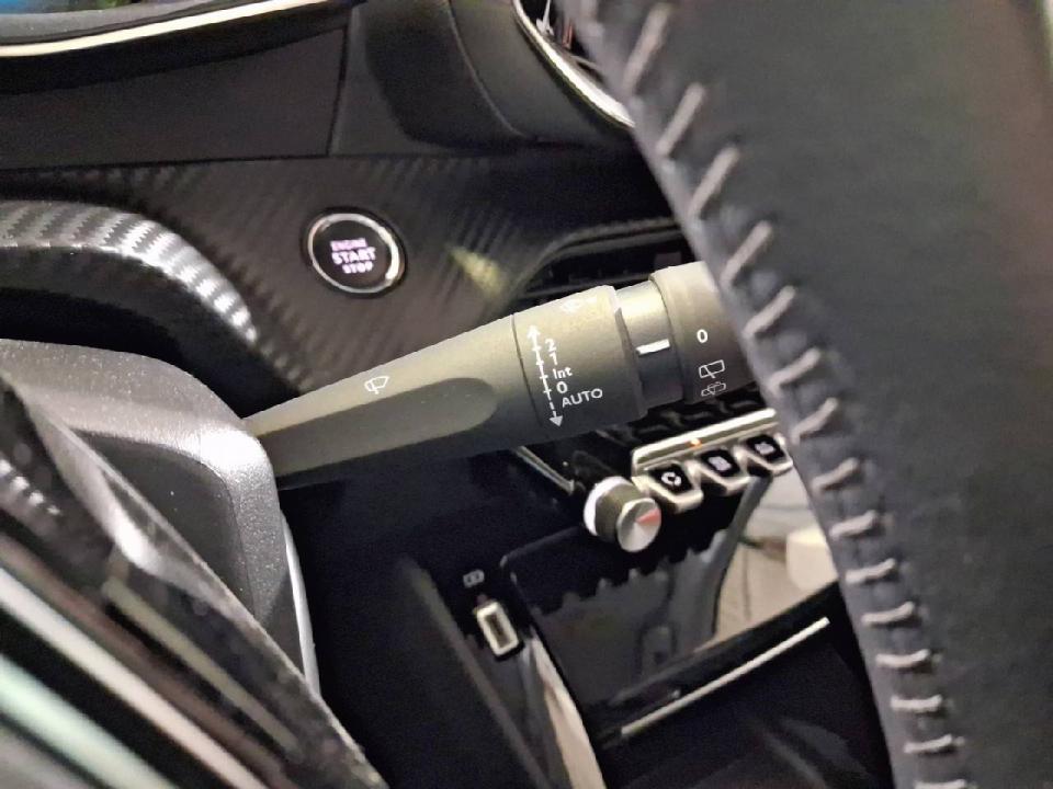 Peugeot 208 PureTech 73kW (100CV) Allure Pack