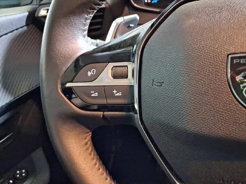 Peugeot 208 Style HYBRID 110 eDCS6