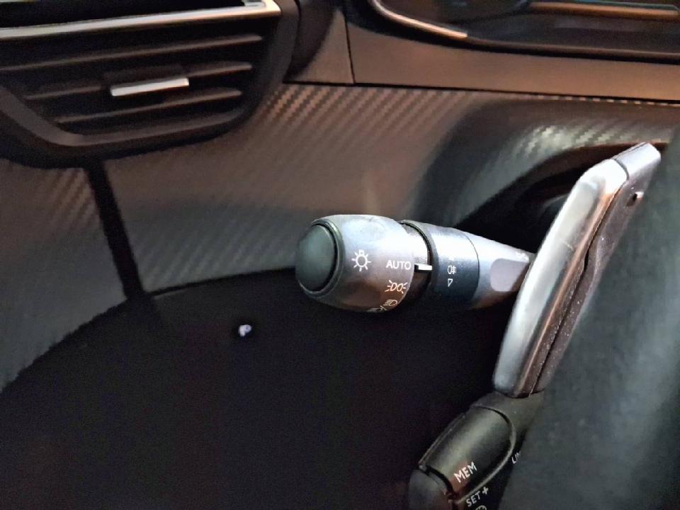 Peugeot 208 Style HYBRID 110 eDCS6