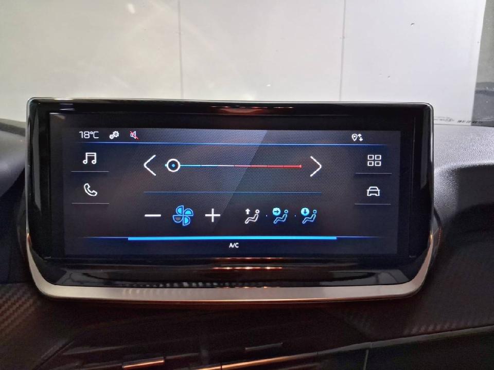 Peugeot 208 Style HYBRID 110 eDCS6