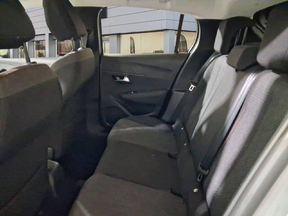 Peugeot 208 Style HYBRID 110 eDCS6
