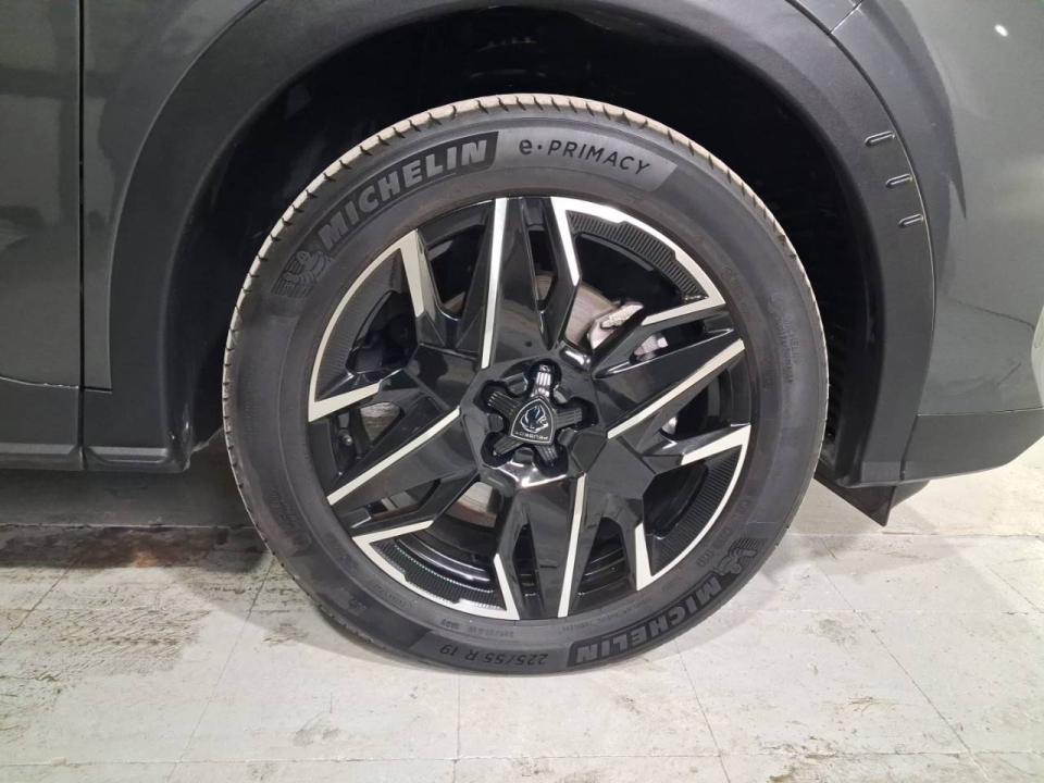 Peugeot 5008 Hybrid 1.2 107KW Allure eDCS6