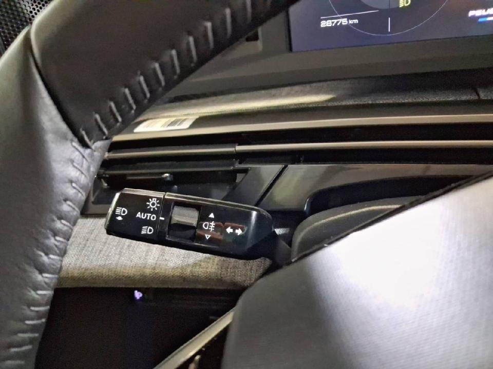 Peugeot 5008 Hybrid 1.2 107KW Allure eDCS6