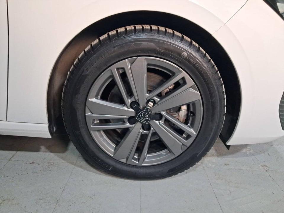 Peugeot 308 5P Active Pack BlueHDi 130 S&S MAN