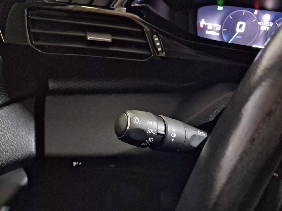 Peugeot 308 5P Active Pack BlueHDi 130 S&S MAN
