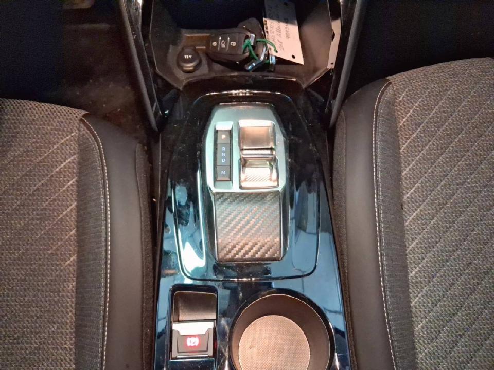 Peugeot 208 Allure HYBRID 100 eDCS6