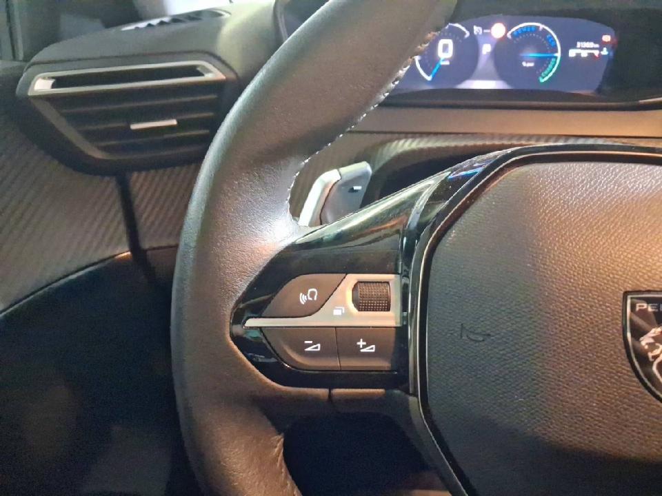 Peugeot 208 Allure HYBRID 100 eDCS6