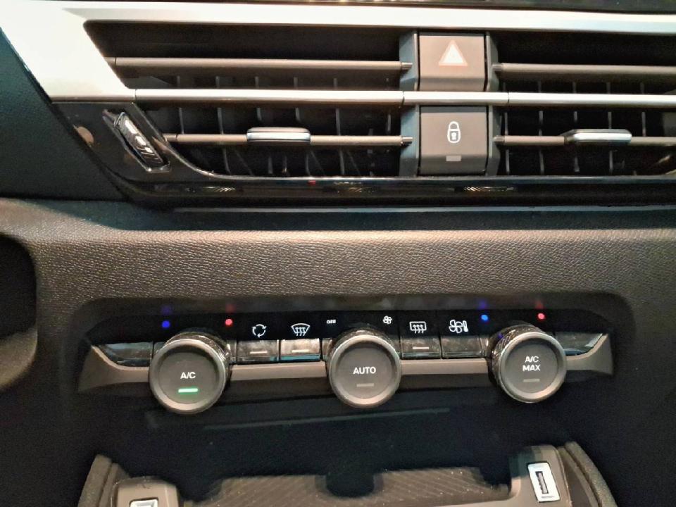 Citroen C4 Hybrid 145 ë-DCS6 Plus