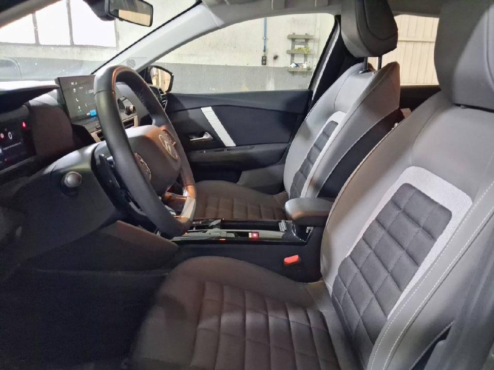 Citroen C4 Hybrid 145 ë-DCS6 Plus