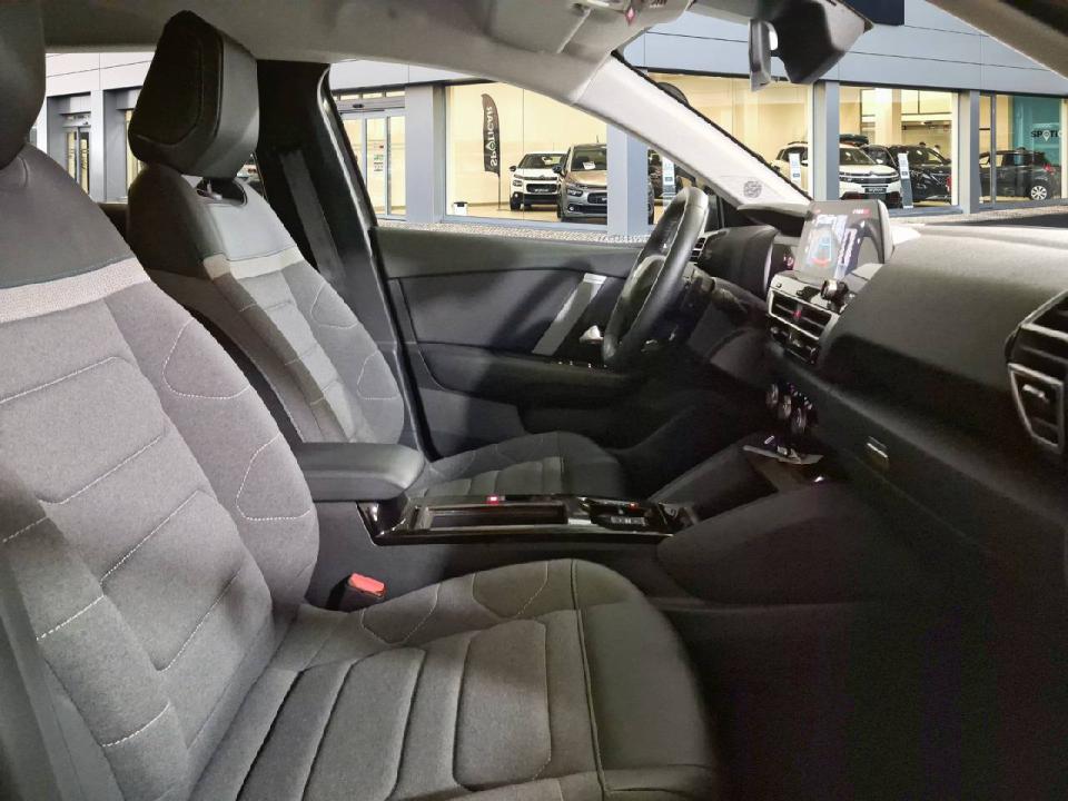 Citroen C4 Hybrid 136 e-DCS6 Plus