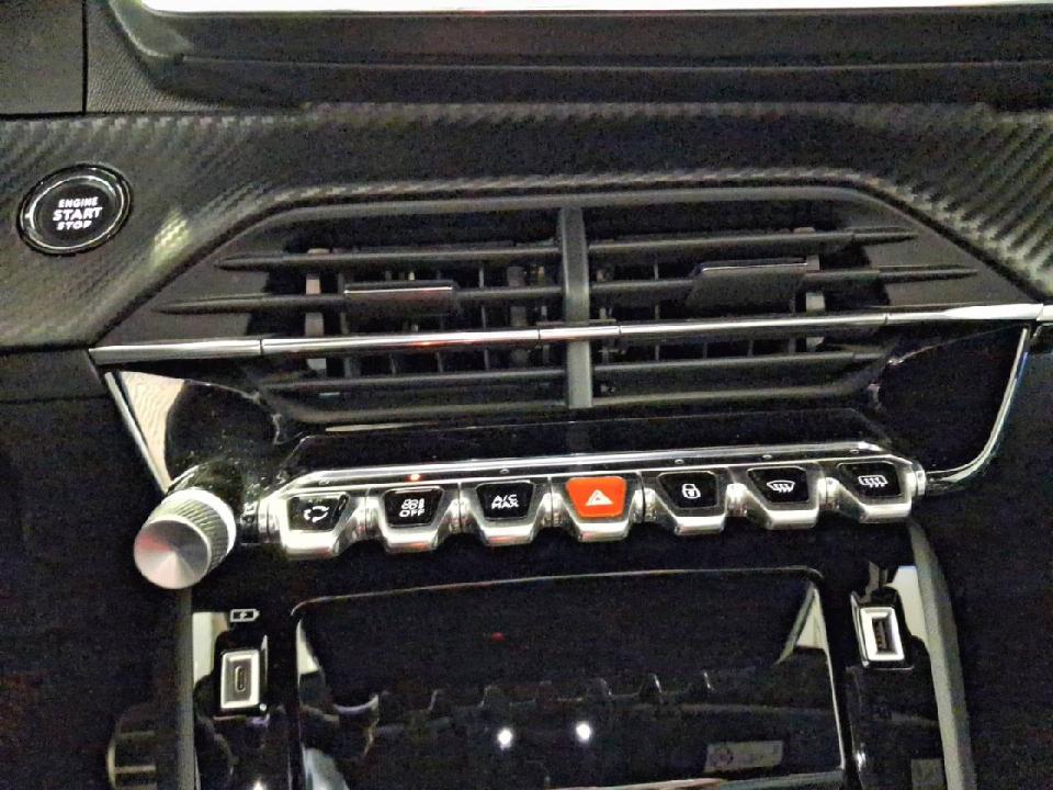 Peugeot 208 PureTech 73kW (100CV) GT Line