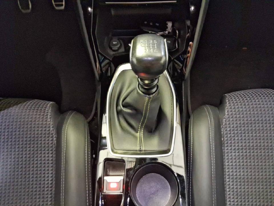Peugeot 208 PureTech 73kW (100CV) GT Line