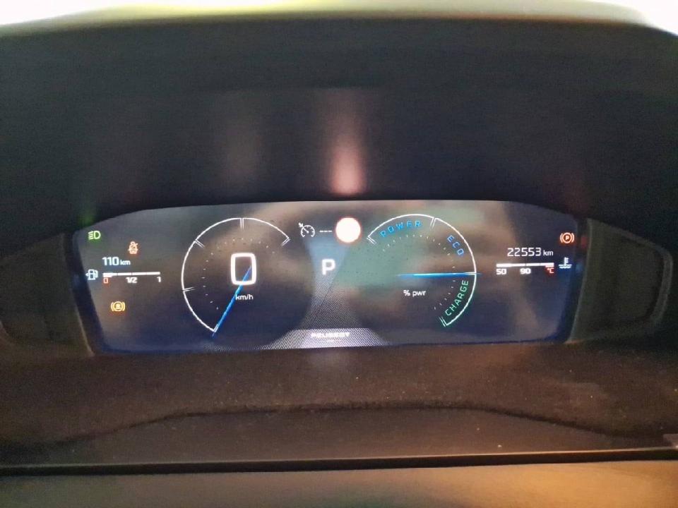 Peugeot 208 Allure HYBRID 110 eDCS6