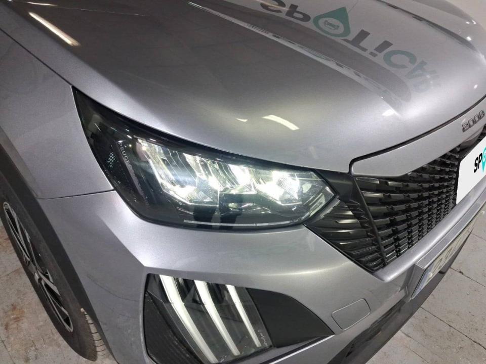 Peugeot 2008 Active Puretech 100 S&S 6 Vel. MAN