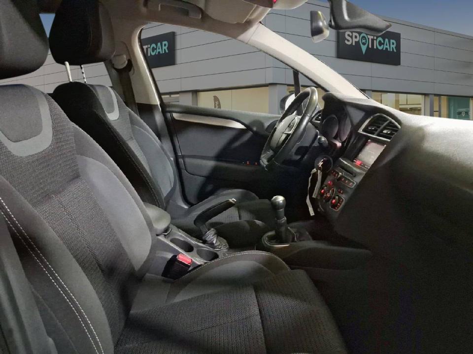 Citroen C4 C4 PureTech 81KW (110CV) Live Edition