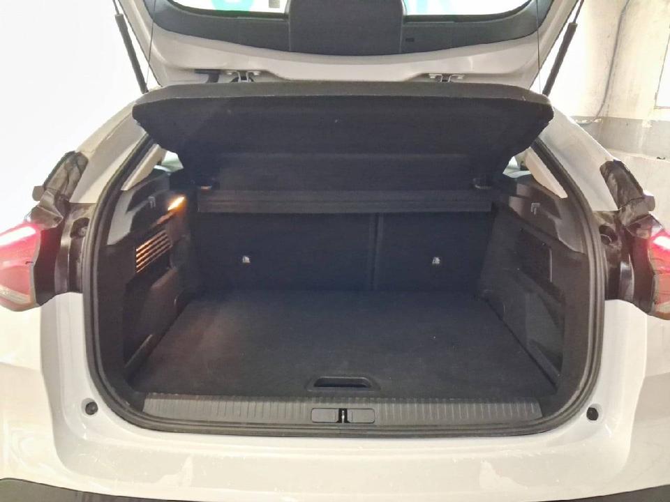 Citroen C4 Hybrid 136 e-DCS6 Plus
