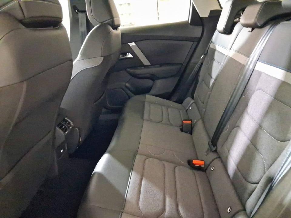 Citroen C4 Hybrid 136 e-DCS6 Plus