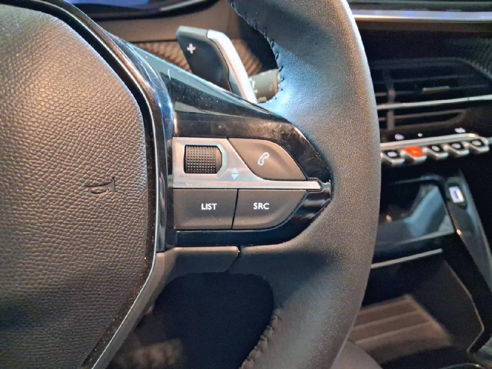 Peugeot 208 Allure HYBRID 110 eDCS6