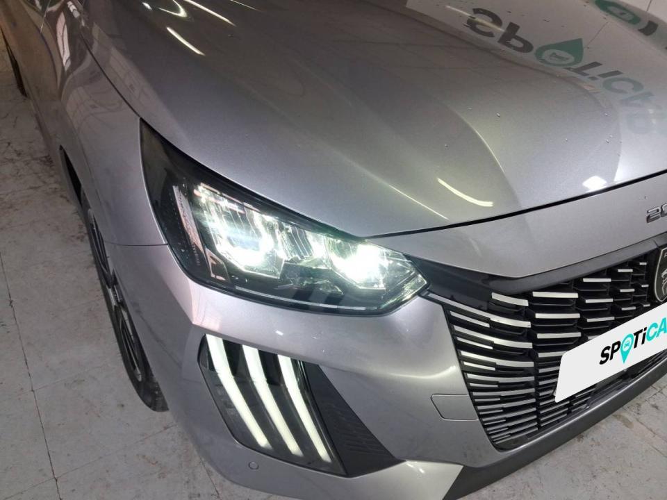 Peugeot 208 Allure HYBRID 110 eDCS6