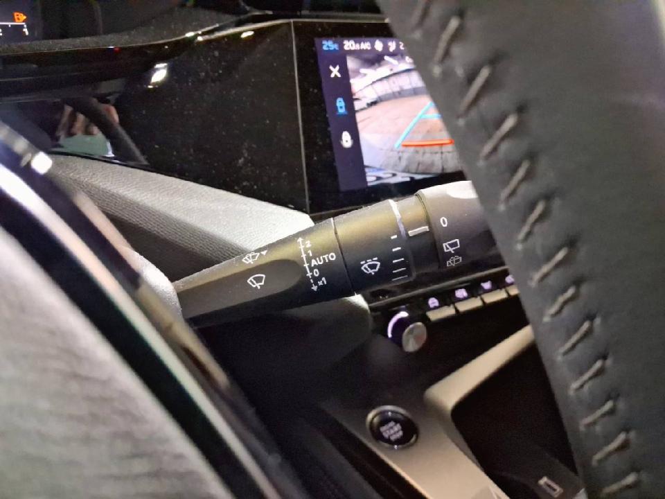 Peugeot 308 5P Allure PureTech 130 S&S MAN