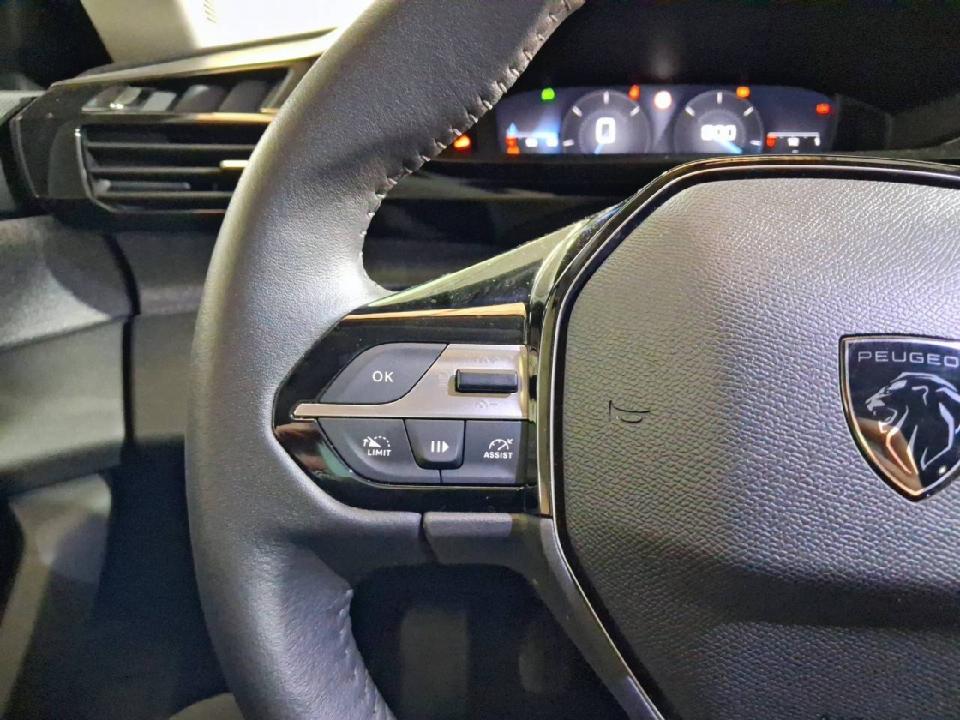Peugeot 308 5P Allure PureTech 130 S&S MAN