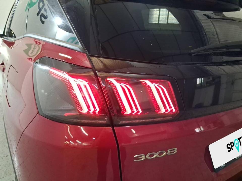 Peugeot 3008 Hybrid 225 e-EAT8 Allure Pack