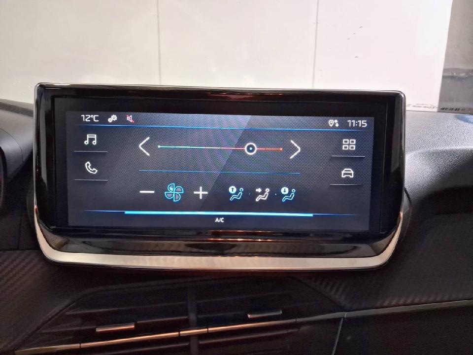 Peugeot 208 Style HYBRID 110 eDCS6