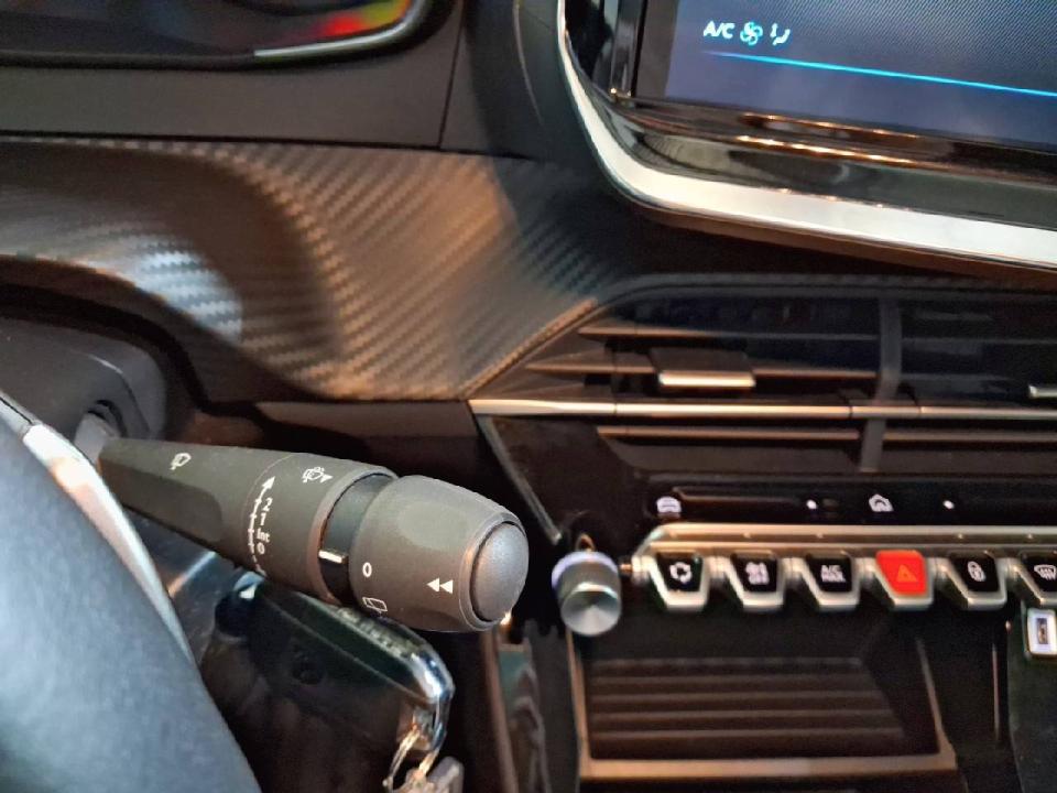 Peugeot 208 Style HYBRID 110 eDCS6