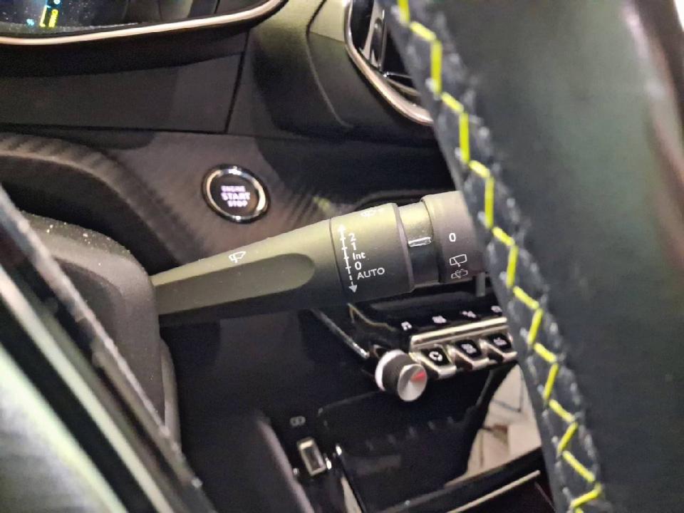 Peugeot e-208 Eléctrico GT
