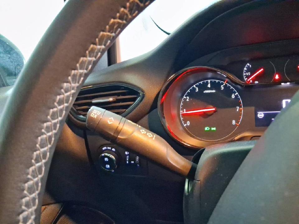 Opel Crossland X 1.2 81kW Design Line 120 Aniversario S/S
