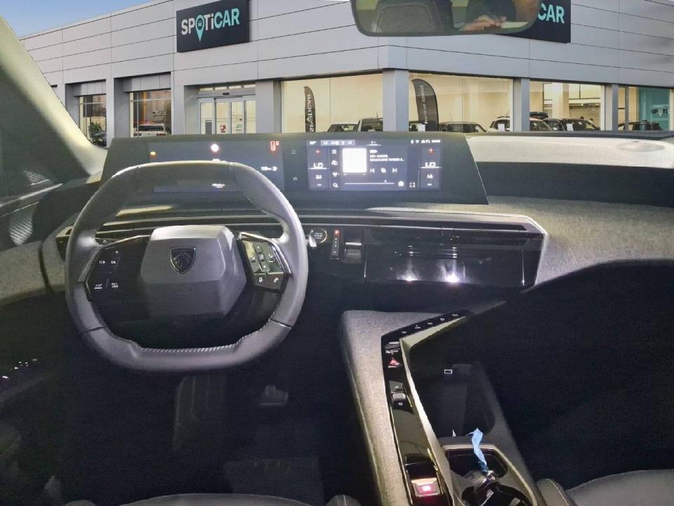 Peugeot 5008 Hybrid 1.2 107KW Allure eDCS6