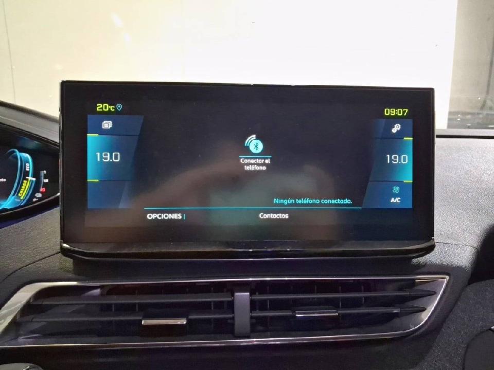 Peugeot 3008 Hybrid 300 e-EAT8 Roadtrip