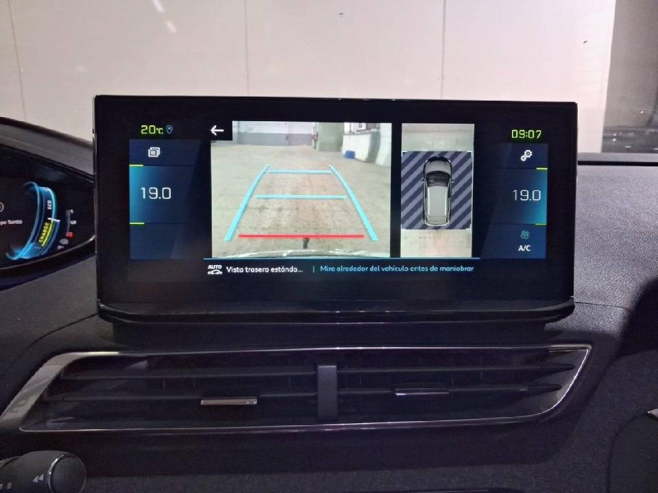 Peugeot 3008 Hybrid 300 e-EAT8 Roadtrip