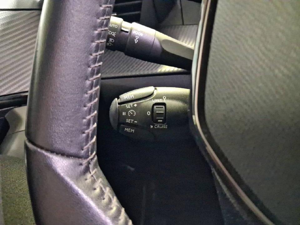 Peugeot 2008 Allure Puretech 130 S&S BVM6