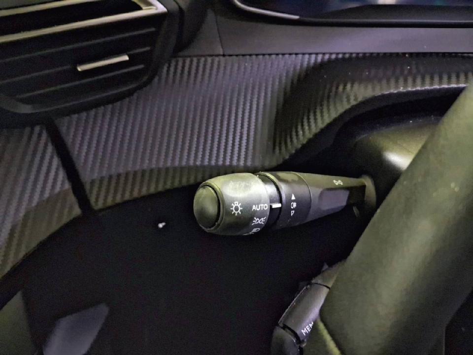 Peugeot 2008 N2008 Allure Hybrid 145 eDCS6