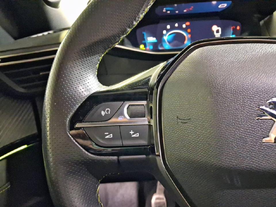 Peugeot 2008 GT Puretech 130 S&S 6 Vel. MAN