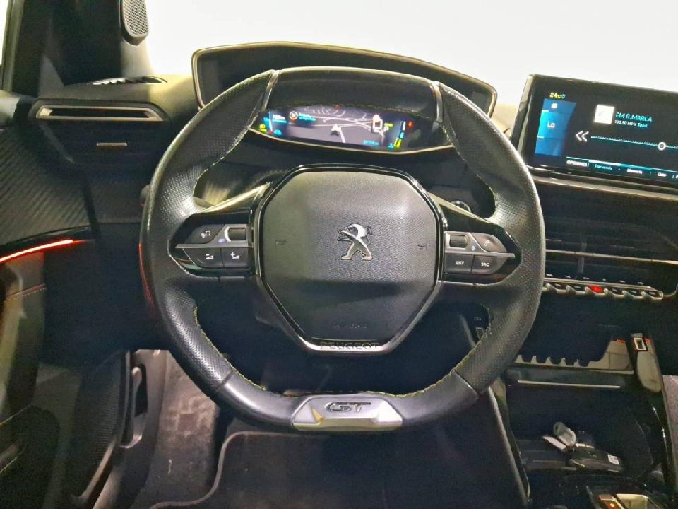 Peugeot e-2008 Eléctrico GT 136 (100kW)