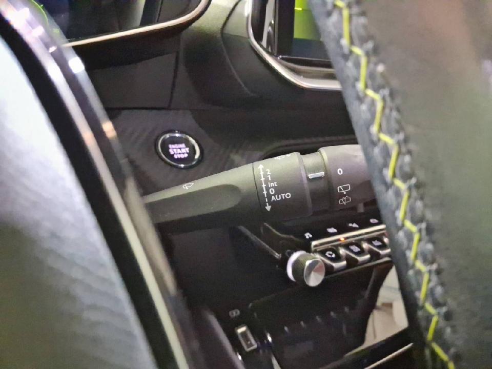 Peugeot 208 PureTech 73kW (100CV) GT